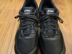 疲れない安全靴は「ASICS」【工場での口コミやおすすめ3選】